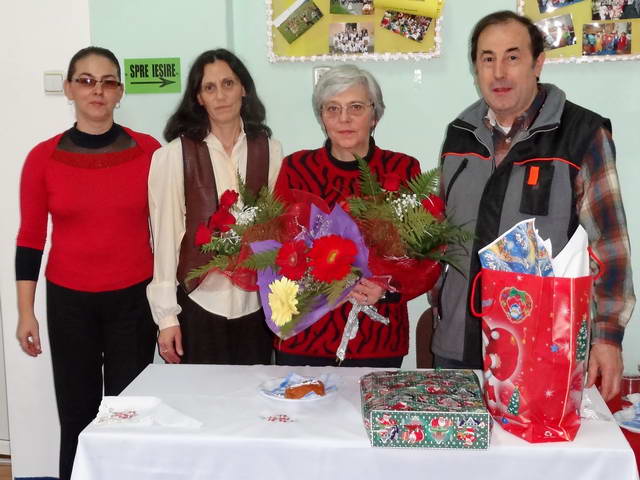  Avec les responsables de la maternelle Gradinata.