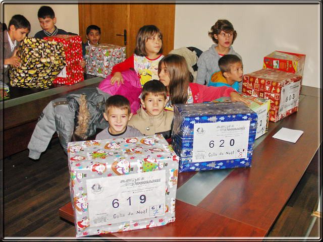 36 enfants de 4  10 ans de la DGASPC de CRAIOVA vivent dans des appartements  type familial.